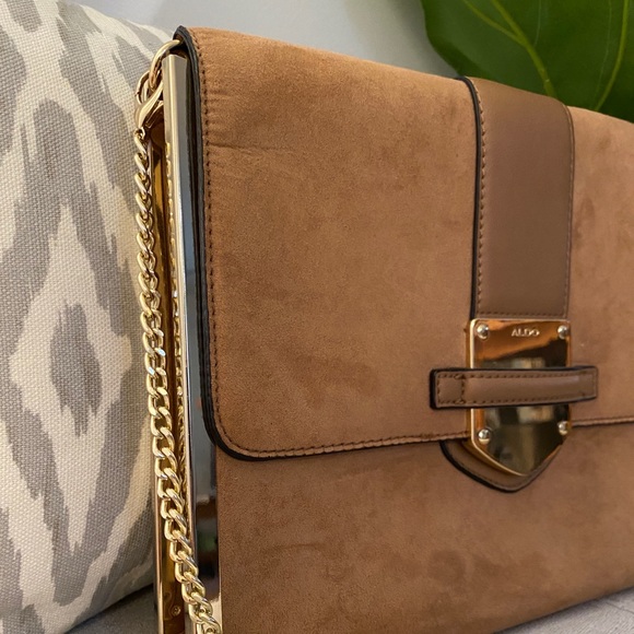 Aldo | Faux Suede Envelope Bag w Gold Chain Strap - Picture 2 of 8